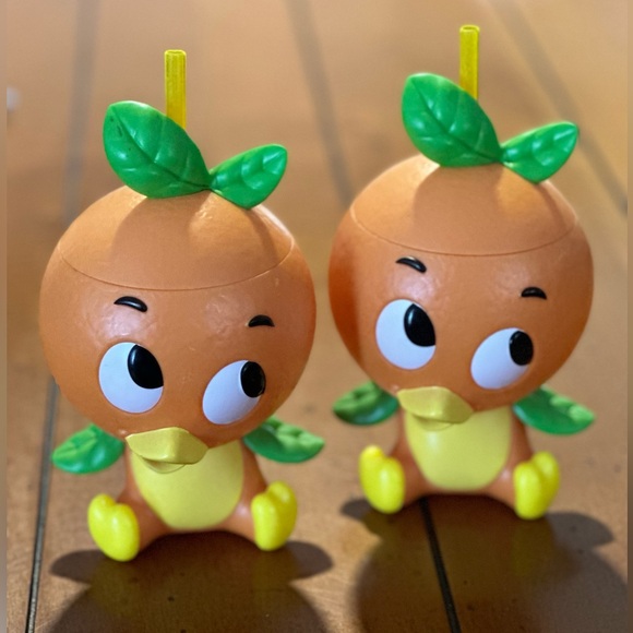 2 Disney Parks Orange Bird Sipper Cup 2019 Epcot Flower and Garden Festival - Picture 1 of 5